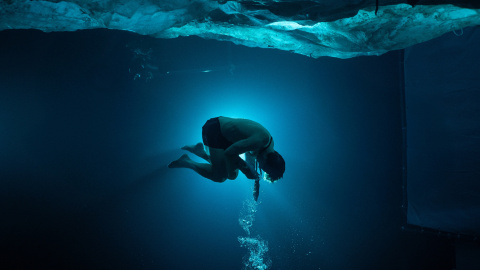 Tom Cruise en una de las escenas de 'Misión: Imposible -Sentencia final', rodadas bajo el agua. Tom Cruise en una de las escenas de 'Misión: Imposible -Sentencia final', rodadas bajo el agua.