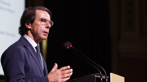El expresidente del Gobierno español José María Aznar participa en el 'Foro libertad y democracia' celebrado este miércoles en el Ateneo de Madrid.