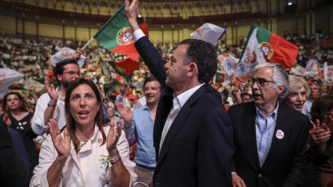 El presidente del Partido Social Democrata (PSD), Luis Montenegro, durante un mitin antes de las elecciones legislativas del 18M. El presidente del Partido Social Democrata (PSD), Luis Montenegro, durante un mitin antes de las elecciones legislativas del 18M.