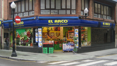 ¿Y si convertimos El Arco en un supermercado público? ¿Y si convertimos El Arco en un supermercado público?