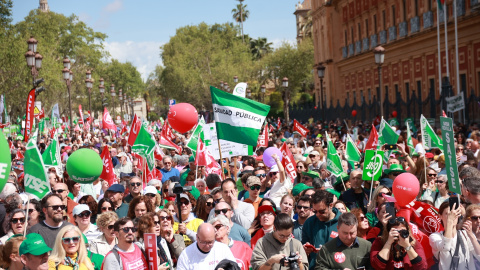 Manifestación en defensa de la sanidad pública en Sevilla.