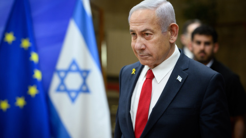 El primer ministro israelí, Benjamín Netanyahu, antes de su reunión en la residencia oficial del primer ministro, a 13 de mayo de 2025. El primer ministro israelí, Benjamín Netanyahu, antes de su reunión en la residencia oficial del primer ministro, a 13 de mayo de 2025.