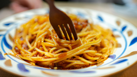 Imagen de un plato de espaguetis.