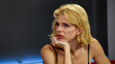 Samantha Hudson durante la entrevista en el plató de 'Público' Samantha Hudson durante la entrevista en el plató de 'Público'