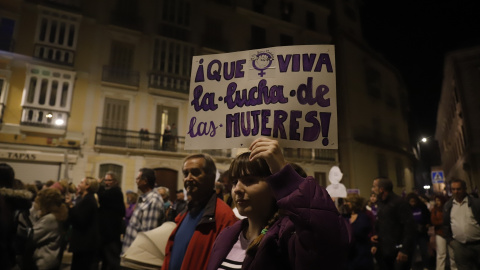 Imágenes de la manifestación con motivo del 25N en Málaga. Imágenes de la manifestación con motivo del 25N en Málaga.