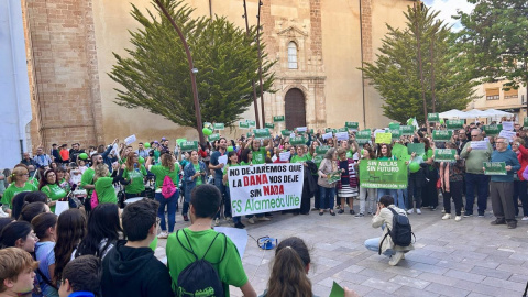 PLATAFORMA '6O Y MÁS, POR UN IES DIGNO