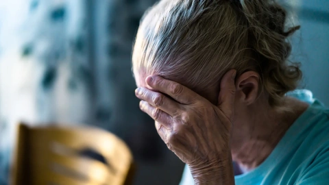 mujer-mayor-triste_96.jpg El porcentaje de mujeres en edad avanzada que han sufrido violencia de género, aunque no lo denunciaran, supera a la de cualquier otra edad
