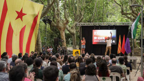 L'acte de Capellades (Anoia) on la CUP ha presentat la campanya "Construïm el país" i la seva nova imatge. 08/06/2025 L'acte de Capellades (Anoia) on la CUP ha presentat la campanya "Construïm el país" i la seva nova imatge.