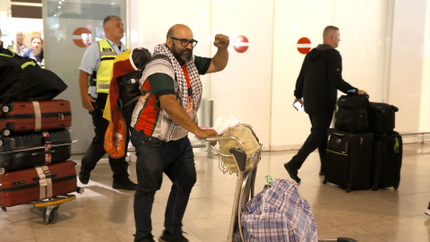 toribio El activista español Sergio Toribio, a su llegada a Barcelona procedente de Tel-Aviv.