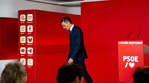 El presidente del Gobierno y Secretario General del PSOE, Pedro Sánchez, a su salida de una rueda de prensa, en la sede del PSOE en Ferraz, a 12 de junio de 2025 El presidente del Gobierno y Secretario General del PSOE, Pedro Sánchez, a su salida de una rueda de prensa, en la sede del PSOE en Ferraz, a 12 de junio de 2025