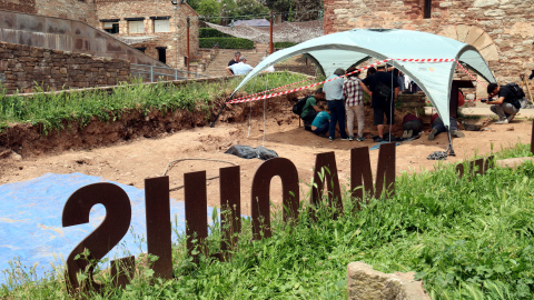 La zona de Castellnou de Bages on s'estan exhumant les restes és la mateixa on s'hi va trobar el maqui conegut com a Caracremada