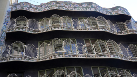 El nou aspecte de la façana posterior de la Casa Batlló El nou aspecte de la façana posterior de la Casa Batlló