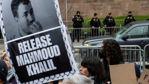 Una marcha en Nueva York organizada por activistas judíos pidiendo la libertad del estudiante palestino Mahmoud Khalil. Una marcha en Nueva York organizada por activistas judíos pidiendo la libertad del estudiante palestino Mahmoud Khalil.