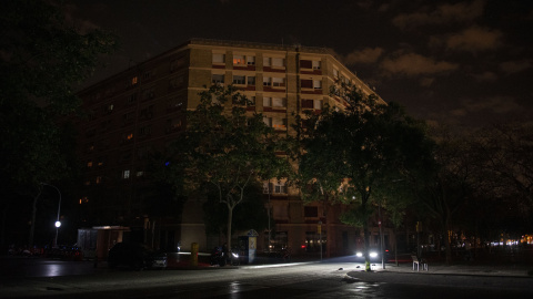 Las calles de Barcelona sin luz durante el apagón, a 28 de abril de 2025. Las calles de Barcelona sin luz durante el apagón, a 28 de abril de 2025.