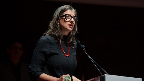 La relatora de la ONU sobre los Territorios Palestinos, Francesca Albanese, interviene durante la gala de los Premios Público 2025, en CaixaForum Madrid, a 25 de junio de 2025, en Madrid.