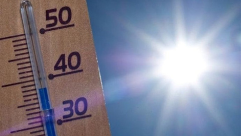Cantabria afrontará este lunes el segundo día de ola de calor Cantabria afrontará este lunes el segundo día de ola de calor
