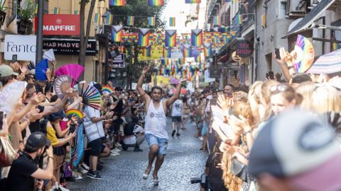 Participantes de la 26ª edición de la Carrera de Tacones, en la calle Pelayo, a 3 de julio de 2025, en Madrid Participantes de la 26ª edición de la Carrera de Tacones, en la calle Pelayo, a 3 de julio de 2025, en Madrid