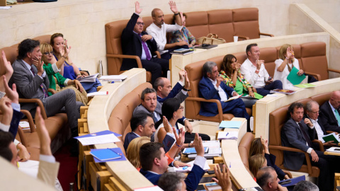 El BOE publica la suspensión de la derogación de la Ley de Memoria Histórica de Cantabria, planteada por PP y Vox