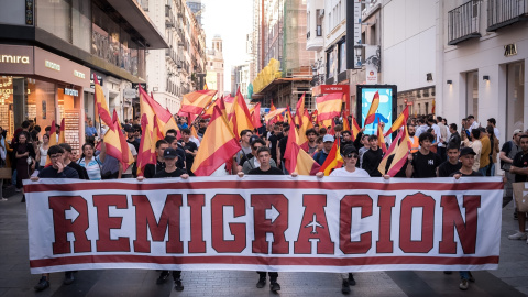 Manifestación con el lema “Remigración. Por unos barrios seguros”, a 23 de mayo de 2025, en Madrid. Manifestación con el lema “Remigración. Por unos barrios seguros”, a 23 de mayo de 2025, en Madrid.