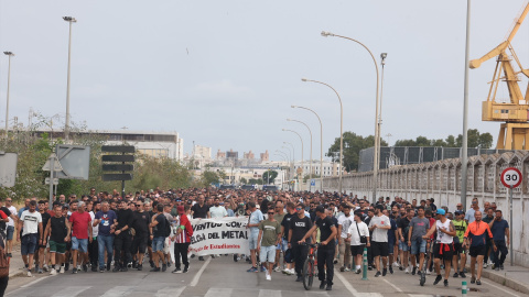 EuropaPress_6818954_trabajadores_metal_huelga_hoy_24_junio_2025_cadiz_andalucia_espana (1) Trabajadores del metal durante la huelga, el 24 de junio. Archivo.