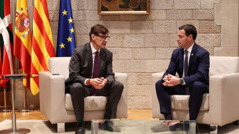 El president de la Generalitat, Salvador Illa, reunit amb el lehendakari del Govern basc, Imanol Pradales, al Palau de la Generalitat aquest gener El president de la Generalitat, Salvador Illa, reunit amb el lehendakari del Govern basc, Imanol Pradales, al Palau de la Generalitat aquest gener