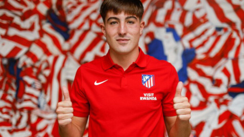 El futbolista cántabro Sergio Vinatea ficha por el Atlético de Madrid