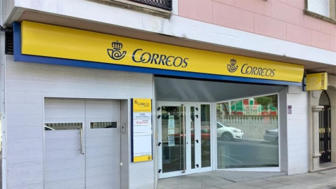Correos "al borde del colapso" por "falta de contratación" en verano Correos "al borde del colapso" por "falta de contratación" en verano