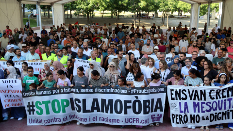 Manifestació a Piera contra el racisme i la islamofòbia, 18 de juliol de 2025. Manifestació a Piera contra el racisme i la islamofòbia, 18 de juliol de 2025.