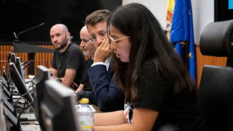 Miembros de la plataforma 'Libertad 6 de Zaragoza', durante un acto en el Congreso de los Diputados, a 23 de septiembre de 2024.