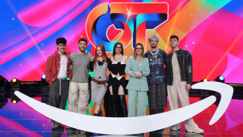 Los finalistas de OT23 con Noemí Galera, directora de la Academia.