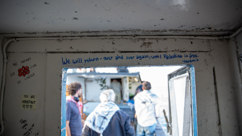 Mensaje escrito en el Handala, barco en el que navega la Flotilla de la Libertad