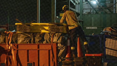 Bombero en Lleida el 15 de abril de 2023. Bombero en Lleida el 15 de abril de 2023.