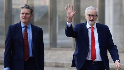 El nuevo partido de izquierdas del exlaborista Jeremy Corbyn suma 400.000 afiliados en tres días El nuevo partido de izquierdas del exlaborista Jeremy Corbyn suma 400.000 afiliados en tres días
