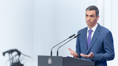 Pedro Sánchez, este lunes en La Moncloa. Pedro Sánchez, este lunes en La Moncloa.