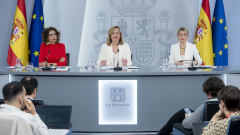 María Jesús Montero, Pilar Alegría, Yolanda Díaz Montero, Alegría y Díaz, en La Moncloa. Imagen de archivo.