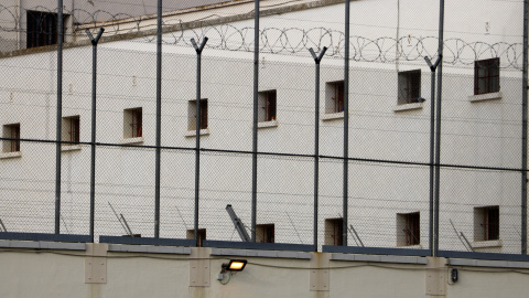 Finestres de les cel·les i les reixes d'un dels mòduls del Centre Penitenciari de Ponent Finestres de les cel·les i les reixes d'un dels mòduls del Centre Penitenciari de Ponent