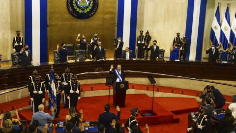 EuropaPress_3751444_02_june_2021_salvador_san_salvador_salvadoran_president_nayib_bukele_speaks Foto de archivo del presidente, Bukele, en el congreso.