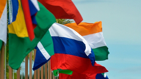 Brasil, China e India abordarán una reacción conjunta de los BRICS ante los aranceles de EEUU Brasil, China e India abordarán una reacción conjunta de los BRICS ante los aranceles de EEUU