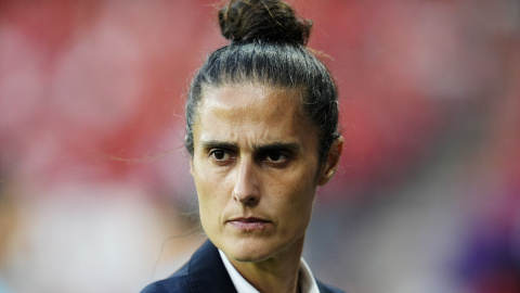 EuropaPress_6864337_18_july_2025_switzerland_bern_spain_manager_montse_tome_walks_on_the (1) (Foto de ARCHIVO)18 July 2025, Switzerland, Bern: Spain manager Montse Tome walks on the touchline during the UEFA Women's Euro 2025 quarter-final soccer match between Spain and Switzerland at Wankdorf Stadium. Photo: Nick Potts/PA Wire/dpa18/7/2025 ONLY FOR USE IN SPAIN