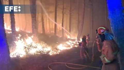 Imágenes del incendio en Chandrexa De Queixa (Ourense)