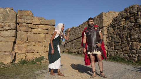 Visita teatralitzada a la ciutat ibèrica d'Ullastret