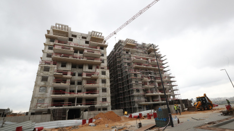 EuropaPress_5012838_edificio_construccion_asentamiento_givat_zeev Un edificio en construcción en el asentamiento de Givat Zeev, en Cisjordania.LV YINGXU / XINHUA NEWS / CONTACTOPHOTO24/2/2023 ONLY FOR USE IN SPAIN