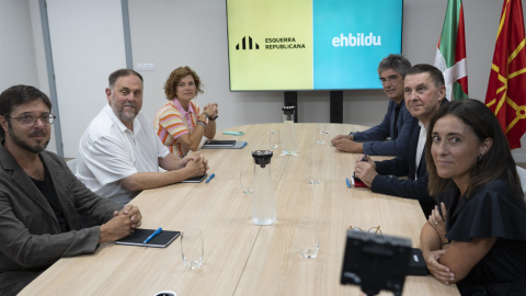 Esquerra Republicana i EH Bildu han mantingut una trobada, aquest matí, a la seu de la formació sobiranista basca a Donostia, Esquerra Republicana i EH Bildu han mantingut una trobada, aquest matí, a la seu de la formació sobiranista basca a Donostia,