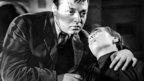 Peter Lorre y Cicely Oates, en 'El hombre que sabía demasiado', de Hitchcock, de 1934 Peter Lorre y Cicely Oates, en 'El hombre que sabía demasiado', de Hitchcock, de 1934.