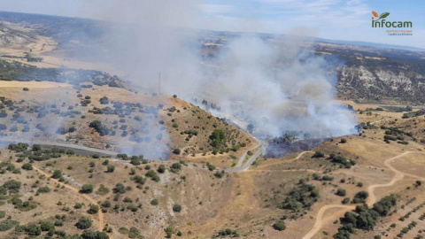 Declarado un incendio en una zona de arbolado en Loranca de Tajuña (Guadalajara) Declarado un incendio en una zona de arbolado en Loranca de Tajuña (Guadalajara)