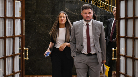 Gabriel Rufián y Miriam Nogueras en el Congreso de los Diputados en Madrid.