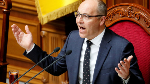 Andri Parubi en el parlamento ucraniano. Andri Parubi en el parlamento ucraniano.