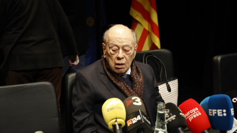 (Foto de ARCHIVO)El expresidente de la Generalitat de Cataluña Jordi Pujol interviene por videoconferencia durante un acto de homenaje al expresidente de la Generalitat Jordi Pujol, en la Casa-Museo Prat de la Riba, a 29 de noviembre de 2024, en Castellterçol, Barcelona, Catalunya (España). El acto, que coincide con la fecha de nacimiento de Prat de la Riba y con el décimo aniversario desde que Pujol dejó la vida pública y política como consecuencia de su confesión sobre su patrimonio personal, está organizado por la Associació d'Amics d'Enric Prat de la Riba bajo el título ‘Hi ha país’ con el objetivo de poner en valor el impacto de su figura para la historia de Cataluña.Kike Rincón / Europa Press29 NOVIEMBRE 2024;BARCELONA;CATALUÑA29/11/2024