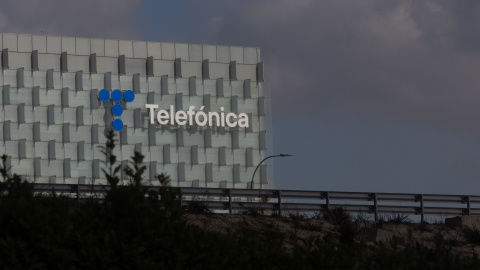 Vista de la sede corporativa de Telefónica, en la zona norte de Madrid. Vista de la sede corporativa de Telefónica, en la zona norte de Madrid.