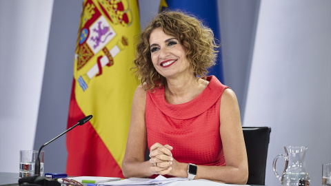 La vicepresidenta primera y ministra de Hacienda, María Jesús Montero, durante una rueda de prensa posterior a la reunión del Consejo de Ministros, a 2 de septiembre de 2025.